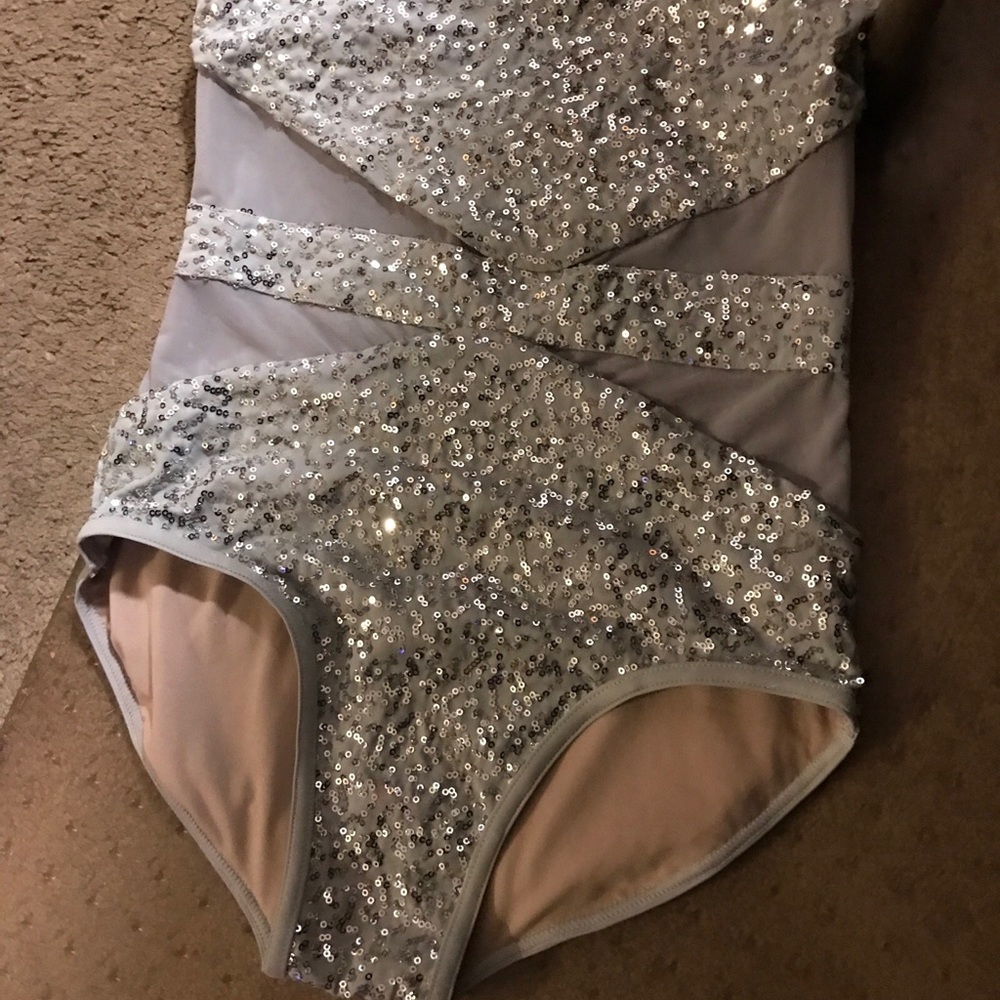 LA bodysuit size M color: Silver